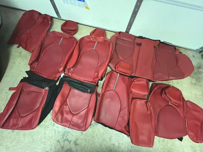 Toyota Camry XSE 2018-2021 cuero rojo OEM juego de repuesto completo Foto 1 de 4