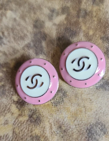 Pink Ivory Chanel buttons %Authentic Cover