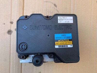 Pontiac Vibe GT GTS 2003-2008 04 05 Toyota Matrix ABS pieza OEM #: 89541-01040 Foto 1 de 4