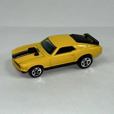 Hot Wheels 1997 Ford Mustang Mach 1 Diecast 1/64 Diecast Amarelo - Solto - Imagem 1 de 4