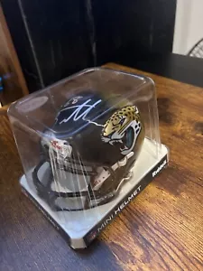 Zane Beadles Signed 8x10 (Broncos) and Mini Helmet (Jacksonville) - Picture 1 of 2