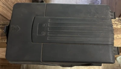 2009-2017 Volkswagen CC 2.0L Upper Battery Top Cover Lid Trim 3C0-915-443-A--S1 Foto 1 de 4