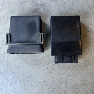 Computadora Honda CBR600 1988 Hurricane ECU CDI caja negra OEM Foto 1 de 4