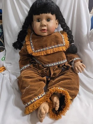 Muñeca bebé india nativa americana colección Heritage como nueva 20” pelo negro largo  Foto 1 de 4