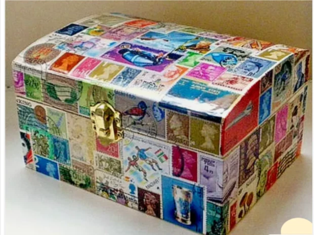 Worldwide: IRELAND 100 + Off Paper Job Lot Mix Kiloware Superb stamps - Image 1 of 1