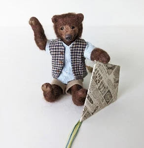 Puppenhaus Miniatur Junge Bär Puppe Künstlerpuppe - Bild 1 von 7
