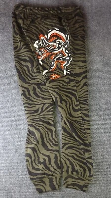 Pantalones deportivos Ed Hardy L grandes tatuaje dragón estampado animal camuflaje Foto 1 de 4
