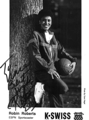 Robin Roberts Hand Signed Photograph K- Swiss 5 x 7 inch - Image 1 of 3