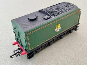 Hornby 0-0 Tornado Tender BR E/CREST NO CORREDOR Artículo # 114 - Imagen 1 de 7