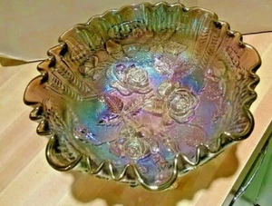 Vintage 3 Footed Glass Bowl, Imperial "Lustre Rose" Pattern, Iridescent Purple - Picture 1 of 6