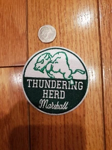 Parche bordado vintage de hierro 3"X3 de la Universidad Marshall Thundering Herd - Imagen 1 de 1