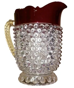 Jarra de leche puntiaguda de Doyle Glass Company. Vidrio transparente. Bandas rojas - Imagen 1 de 8