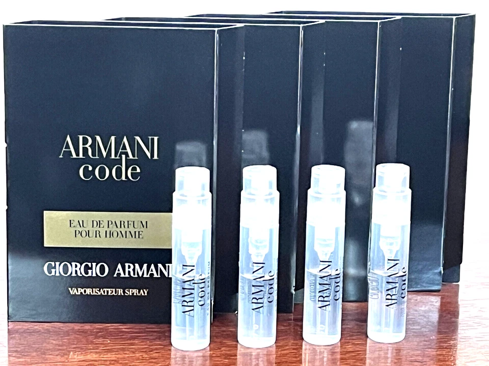 4x ARMANI CODE POUR HOMME GIORGIO ARMANI 0,04 oz / 1,2 ml ea EDP muestras en aerosol NUEVO Foto 1 de 1