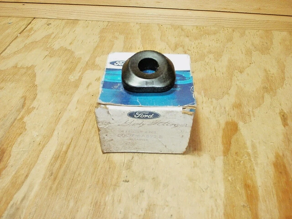 1966 1967 1968 年福特野马 Mach I 水星美洲狮 PCV 阀索环全新陈货! — 第 1/1 张图片