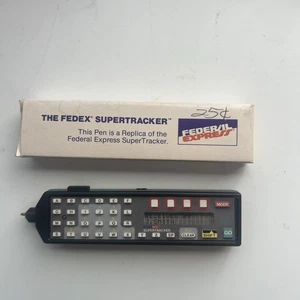 Vintage Fedex Federal Express Super Tracker Scanner Replik Stift Box J Smith - Bild 1 von 5
