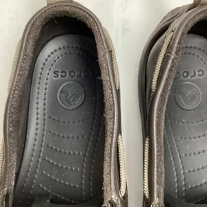 Crocs Para Hombre Talla 13 Corbata Mocasines Cuero Informal Barco Zapatos Cove Marrón Deporte - Imagen 1 de 11