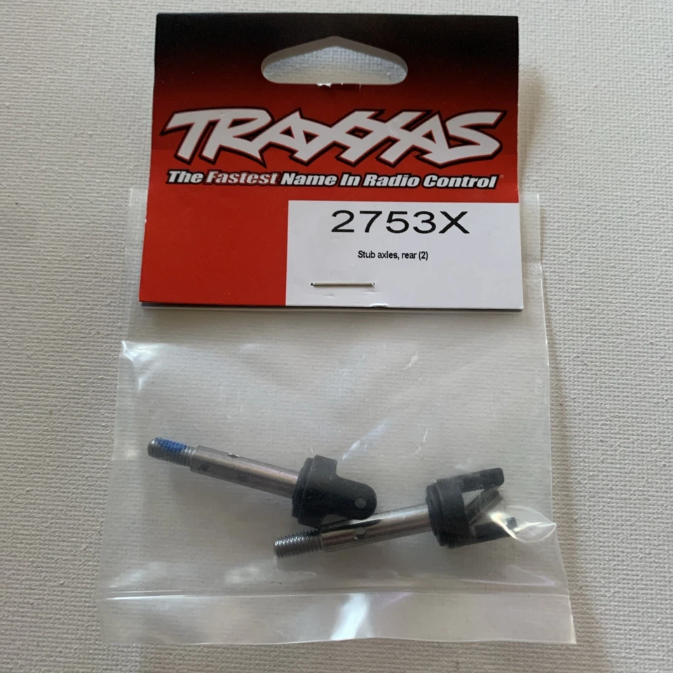 Traxxas 2753X Stub Axles Rear, Set of 2