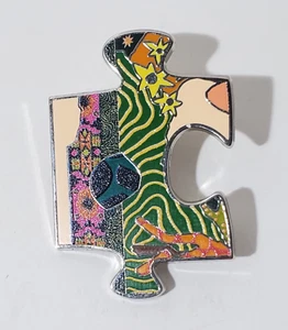 2023 Disney Animal Kingdom Mystery Pin Set Puzzle - linke mittlere Seitenkante Pin - Bild 1 von 3