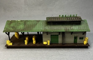Vintage Heljan HO Scale Trackside Freight Station Building - Picture 1 of 13