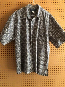 COOKE STREET HONOLULU HAWAIIAN SHIRT 100% cotton multi color floral XL - Picture 1 of 4