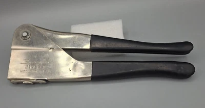 Vintage Swingline Riveter Model No. CT-2, Size 1/8 - 5/32 - 3/16,  Made in USA - Image 1 of 4