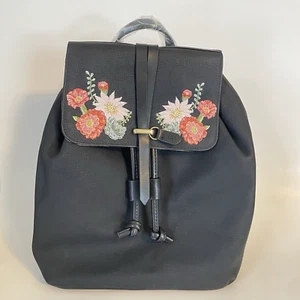 Mochila Elle Jae Gypset Bordada Flores Vegana Cuero Negra Nueva con Etiquetas - Imagen 1 de 16