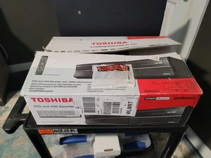Toshiba DVR620 DVD Recorder VCR Combo Dubbing Transfer VHS to DVD w/ Remote EUC - Picture 1 of 24