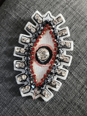 Aplique de globo ocular de diamantes de imitación con cuentas 3"x2" coser Foto 1 de 3