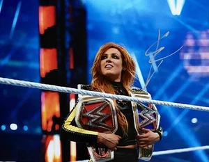 FOTO 8x10 firmada autografiada por Becky Lynch de la WWE - Imagen 1 de 1