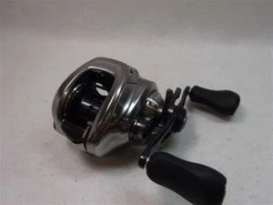 SHIMANO 18 Bantam MGL XG Right Bait Reel USED C - Picture 1 of 10