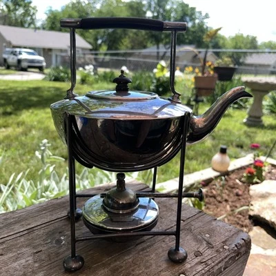 Tetera vintage Mappin & Webb plateada de 2 pintas con soporte con quemador Foto 1 de 4