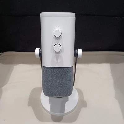 Fifine Am8 Dynamic Microphone - Image 1 of 4