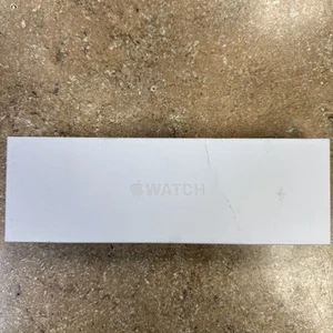 Apple Watch Series 10 42 mm GPS noir de jais avec bracelet sport noir S/M MWWE3LW/A - Photo 1 sur 1