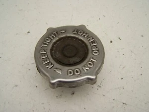 Jeep Cherokee sport Radiator filler cap (2005-2007) - Picture 1 of 2
