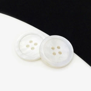 5pcs Natural Shell Sewing Button 2/4 Holes Fastener 15/20/20mm for DIY Clothing - Picture 1 of 11