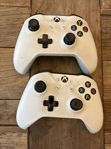 2 Xbox One White OEM Controllers With Stick Drift - Picture 1 of 5
