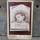 Antyczna młoda dziewczyna Post Mortem Szafka dziecięca Karta Fotografia Pamiątkowe zdjęcie