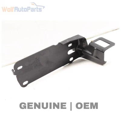 2009-2013 BMW 335I XDRIVE — правый кронштейн крепления радиатора 7117812 - Изображение 1 из 4