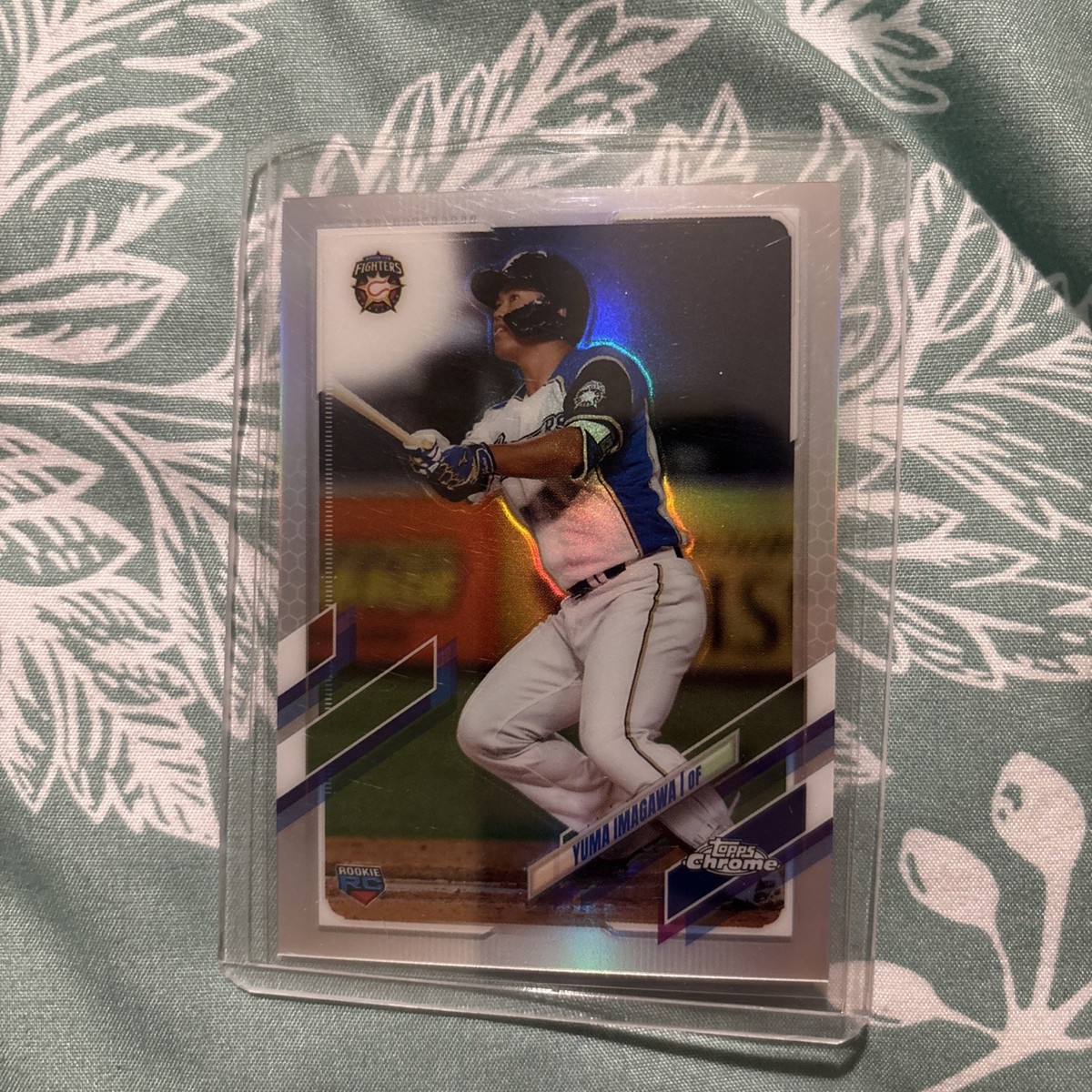 2021 topps NPB 未開封 BOX I bought an NPB 2021 Topps Chrome hobby box. Rip it or keep