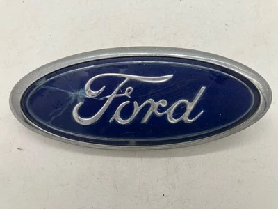 87-91 Ford F-Series Bronco Grille Oval Emblem Logo USED - Image 1 of 2