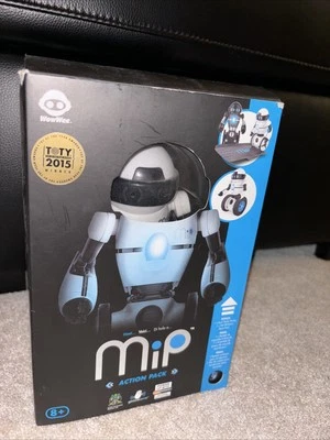 MIP Collectors Robot - Image 1 of 3