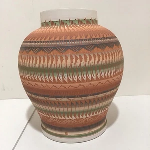 Bernice & Ernst Watchman Navajo Hand-Etched & Painted Pottery Vase 10.25” - Picture 1 of 12