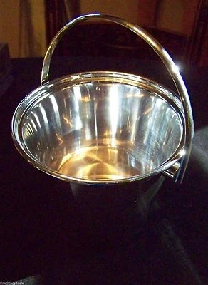 BALDE DE GELO BARRA PRATA TRADICIONAL - FORMA DE BALDE COM ALÇA OSCILANTE - Imagem 1 de 4