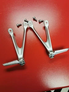 2008 2009 2010 2011 HONDA CBR1000RR REAR PILLION PASSENGER FOOTRESTS HANGERS - Picture 1 of 3