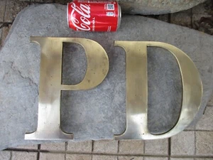 Vintage Enormous 9" & Thick 2 Letter D and P Solid Brass Old Shop Reclaimed Sign - Picture 1 of 13