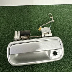 1998-2002 Toyota 4Runner Front Left Driver Side Exterior Door Handle Silver Read - Picture 1 of 16