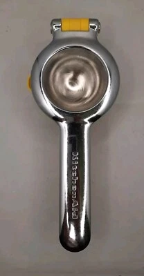 Kitchenaid Citrus Juice Press Squeezer for Lemons & Limes w Seed Catcher Yellow - Image 1 of 4