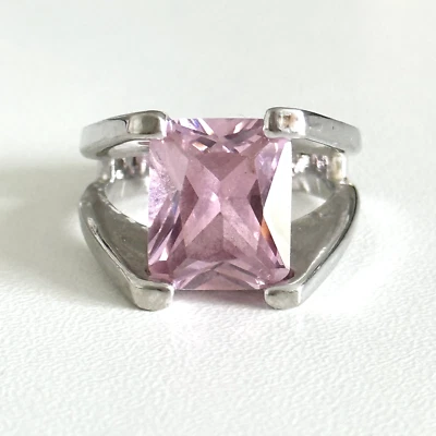 Lia Sophia Ladies Large Pink CZ Stone Silver Tone Band Ring Size 6.75 - Image 1 of 4