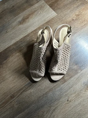 Liz Claiborne Heeled Sandal shoes Faux Suede Tan Strappy Block heel size 9M - Image 1 of 4