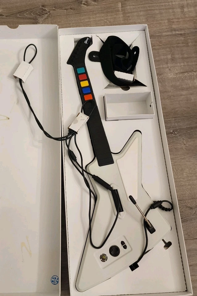 RedOctane 95157805 Gibson X Plorer Guitar Controller for Microsoft Xbox  - Image 1 of 4